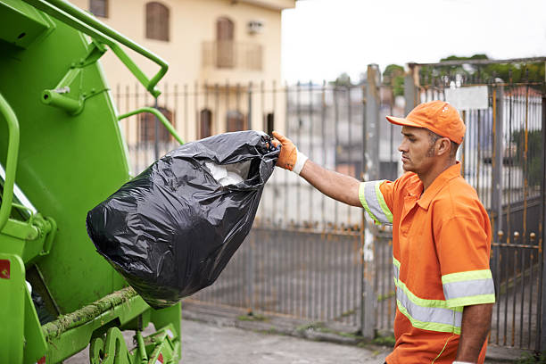 Best Construction Debris Removal  in Covgton, IN